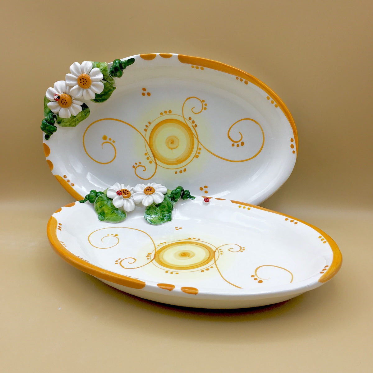 Ovalina in Ceramica Vietrese