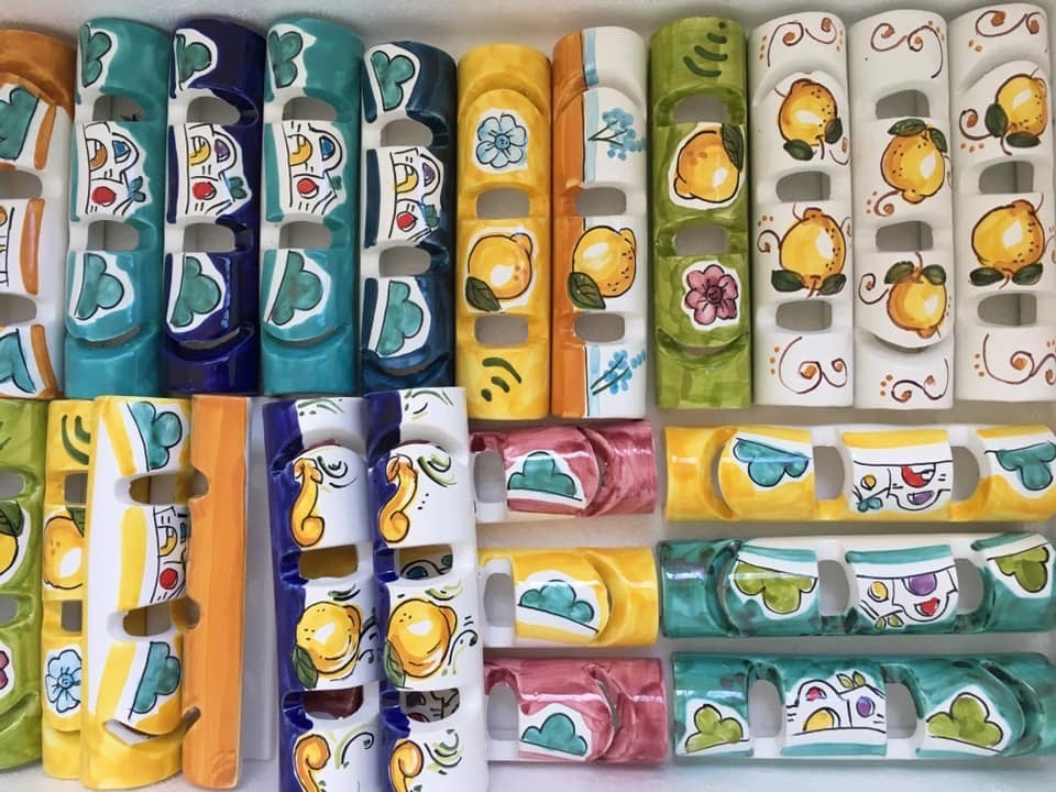 Poggia posate in ceramica di Vietri