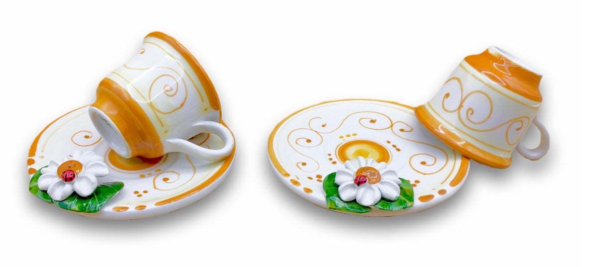 Tazzina con piattino da caffè in ceramica di Vietri Linea Margherite