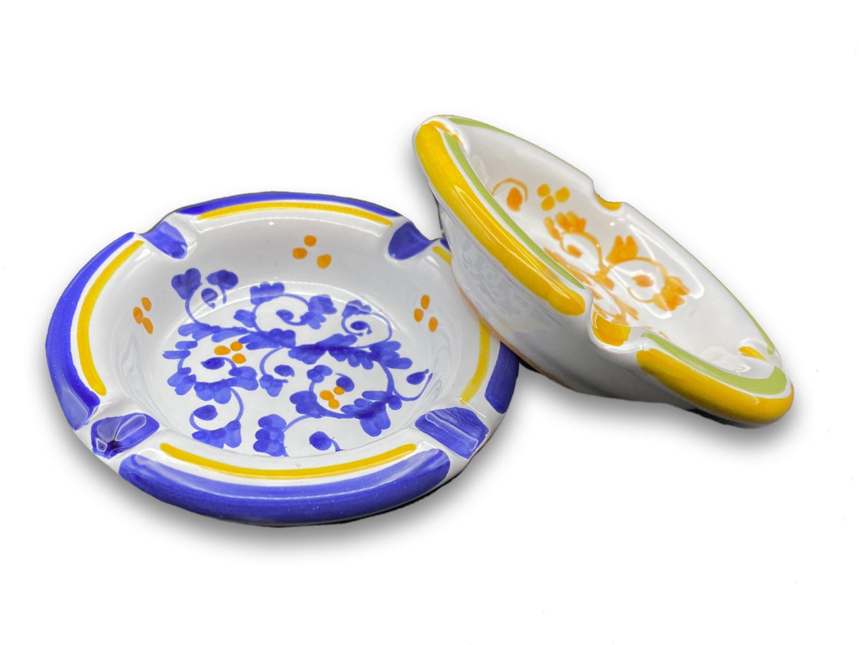 Posacenere rotondo in ceramica di Vietri 