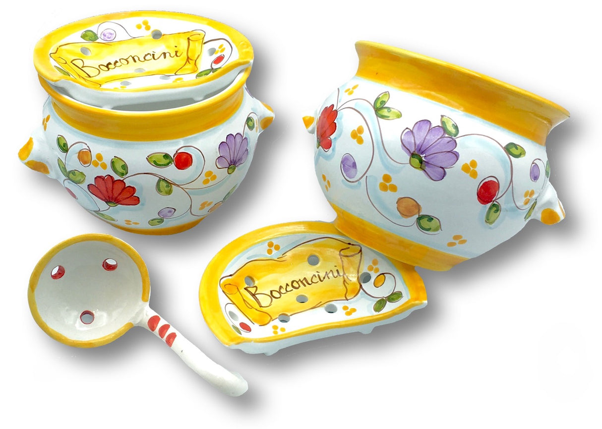 Porta mozzarella svasato in ceramica di Vietri con mestolo